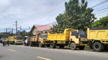 Truk Antre Solar di SPBU Abdya Nyaris Tutup Gerbang Sekolah, Ancam Keselamatan Siswa