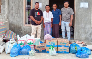 Pemerintah Gampong Baharu Abdya Salurkan Bantuan Sembako untuk Warga Berduka