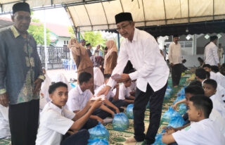Santuni 191 Yatim, Peringatan Maulid di Durian Rampak Abdya Hadirkan Tausiah Dr. Aufa Safrizal
