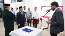 Kepala Dinas Perkim Taufik Dilantik Mualem Jadi Pj Sekda Aceh