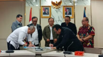 Perangi Hoaks di Ruang Digital, SMSI dan RRI Teken MoU di Jakarta